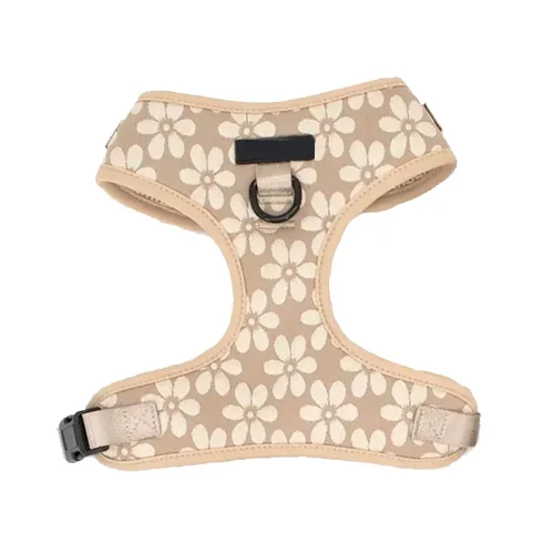 harness with jacquard pattern